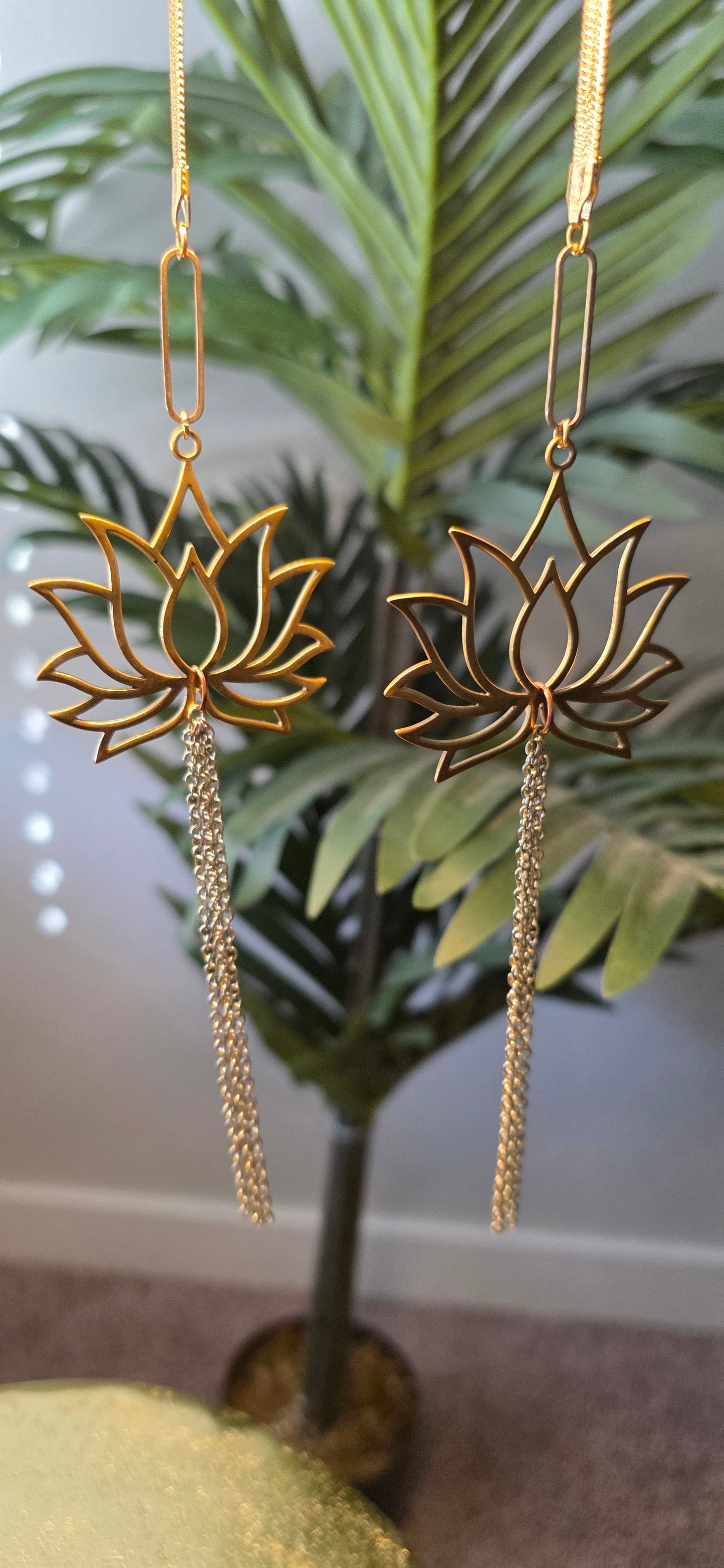 Gold Lotus Face Chain