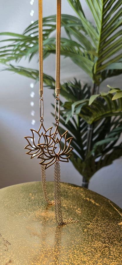 Gold Lotus Face Chain